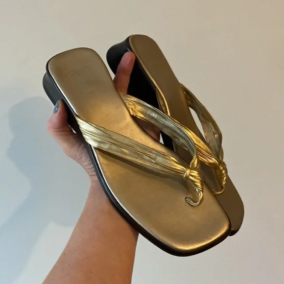 Italian shoemakers shop gold sandals